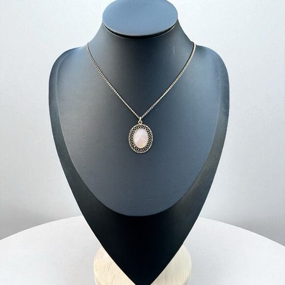 Vintage MOP Pendant Necklace Gold-Tone Victorian Revival Midcentury Latticework - Picture 2 of 6